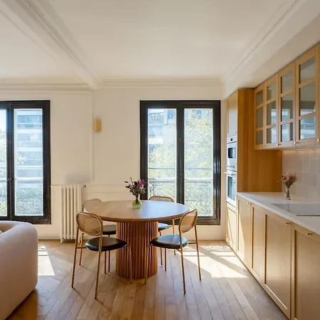 Apartment Rive Gauche Light And Elegance *